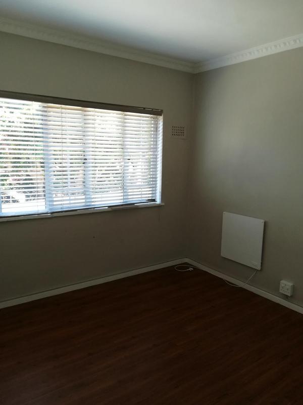 2 Bedroom Property for Sale in Claremont Western Cape